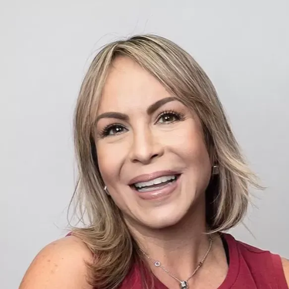Carola Armitano Life Insurance Agent Miami, FL 33126