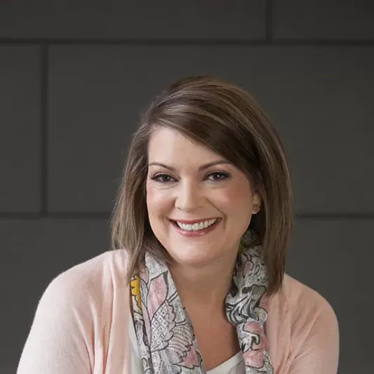 Crystal Knuttgen Life Insurance Agent Vinton, VA 24179