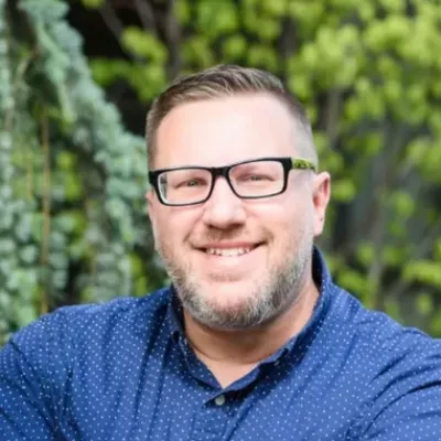 Derek Richards Life Insurance Agent Lake Oswego, OR 97035