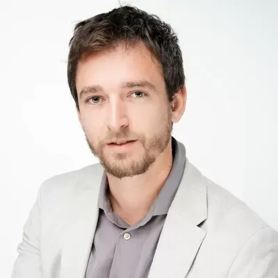 Eric Ronn Life Insurance Agent Manhattan Bch, CA 90266