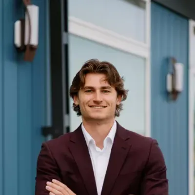 Jacob Van Life Insurance Agent Fargo, ND 58104