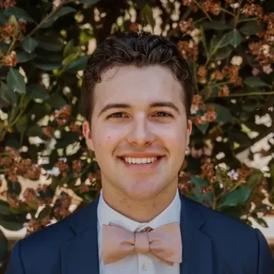 Jonathan Leal Life Insurance Agent Bakersfield, CA 93311