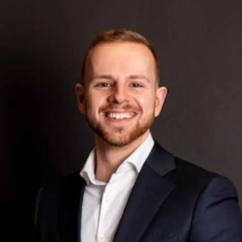 Julian Chambers Life Insurance Agent Belton, MO 64012