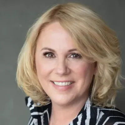 Karen Schmidt Life Insurance Agent Woodland Hills, CA 91367 Karen Schmidt Life Insurance Agent Woodland Hills, CA 91367