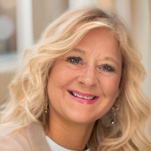 Laura Peery Life Insurance Agent Merritt Island, FL 32952