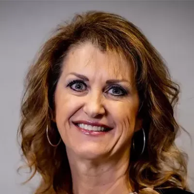 Leesa Valdez Life Insurance Agent Las Vegas, NV 89123