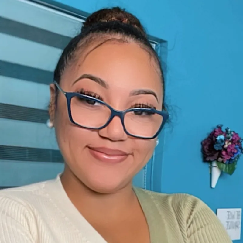 MoniKea Hatten - Life Insurance Agent serving West Town Chicago, IL MoniKea Hatten - Life Insurance Agent serving West Town Chicago, IL