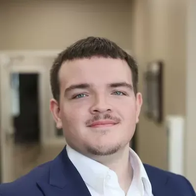 Noah Ellis Life Insurance Agent Charleston, WV 25302