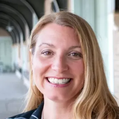 Stephanie Lowe - Life Insurance Agent in New Hartford, NY