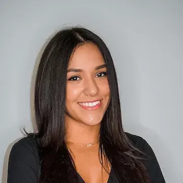 Victoria Aprano Life Insurance Agent Miami, FL 33126