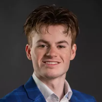 Zach Van Life Insurance Agent Onalaska, WI 54650